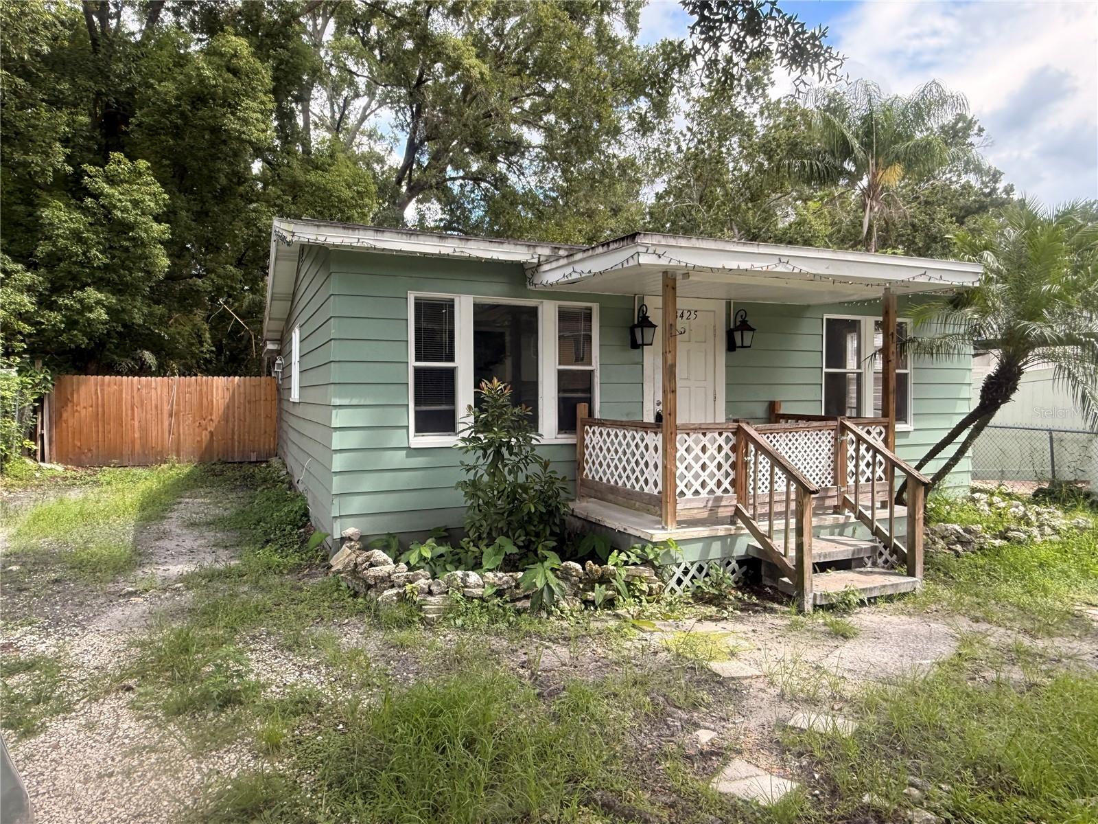 Single Family Residence at 8425 N JONES AVE, TAMPA, photo 4 of 37