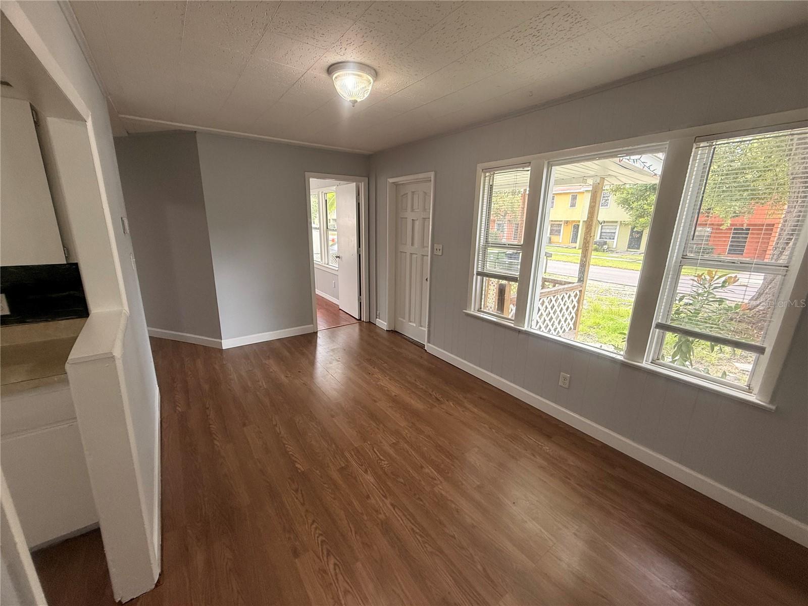 Single Family Residence at 8425 N JONES AVE, TAMPA, photo 10 of 37