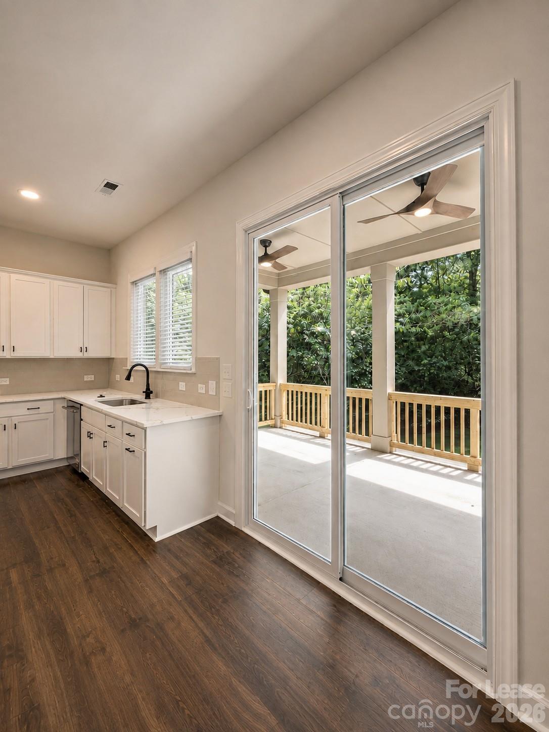 Single Family Residence at 812 E 19th Street, Charlotte, photo 22 of 48