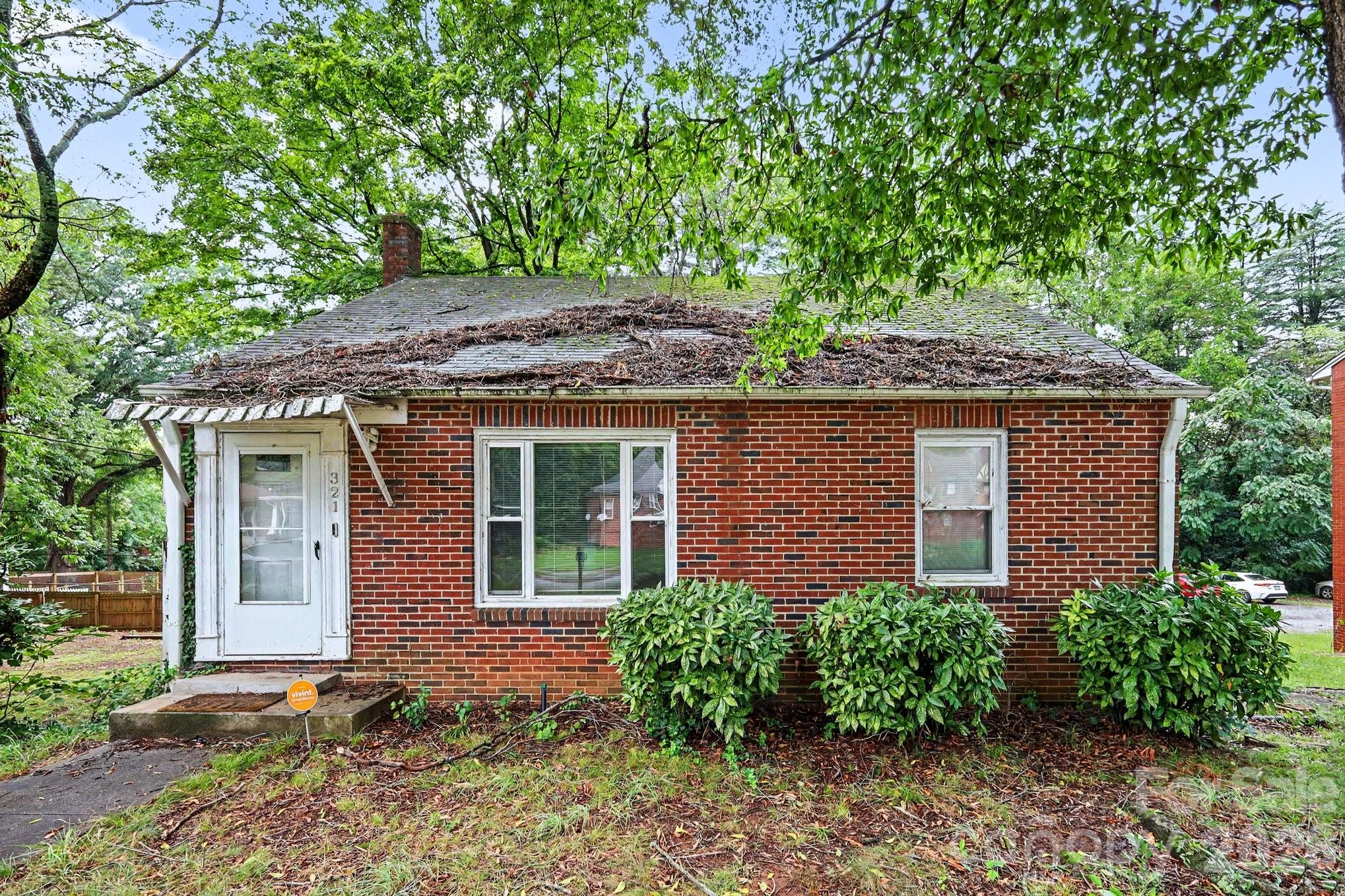 321 N Bost Street