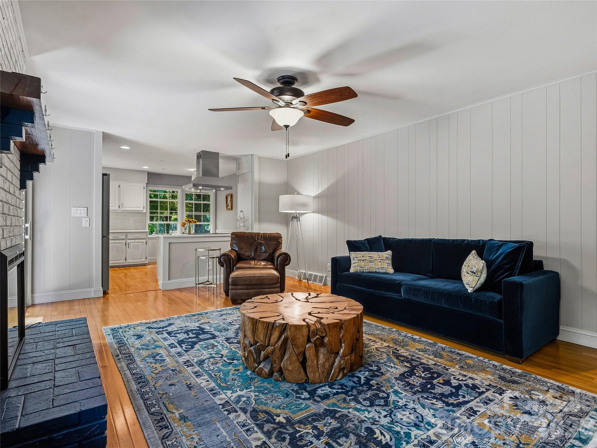 Single Family Residence at 531 Bluebird Ridge, Asheville, photo 17 of 37