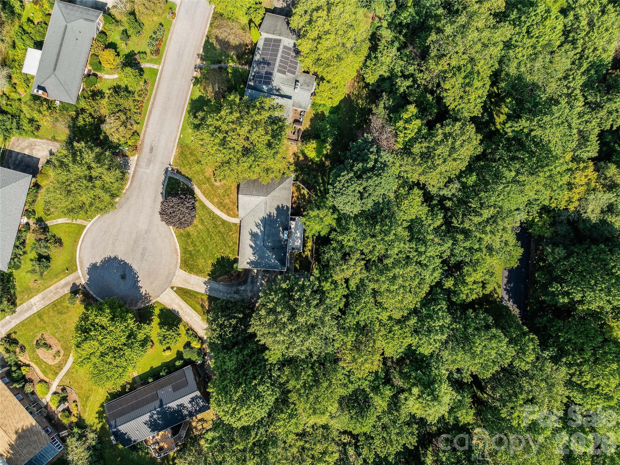 Ariel of Cul-de-sac. - 531 Bluebird Ridge, Asheville