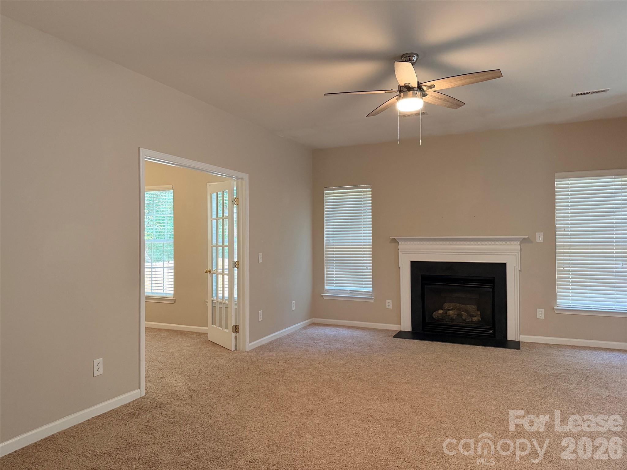 Single Family Residence at 7800 Antique Circle, Waxhaw, photo 4 of 26