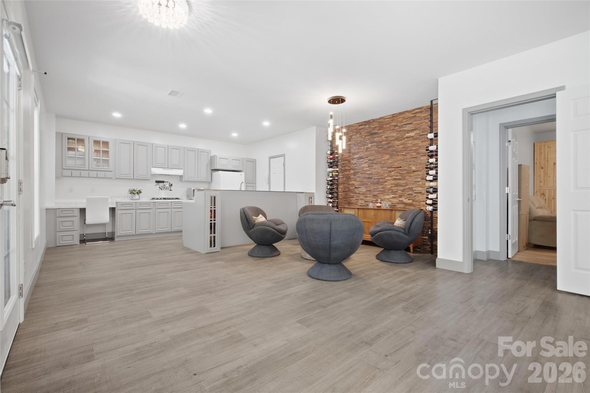 fully finished apartment style basement - 5134 Cressingham Drive, Indian Land