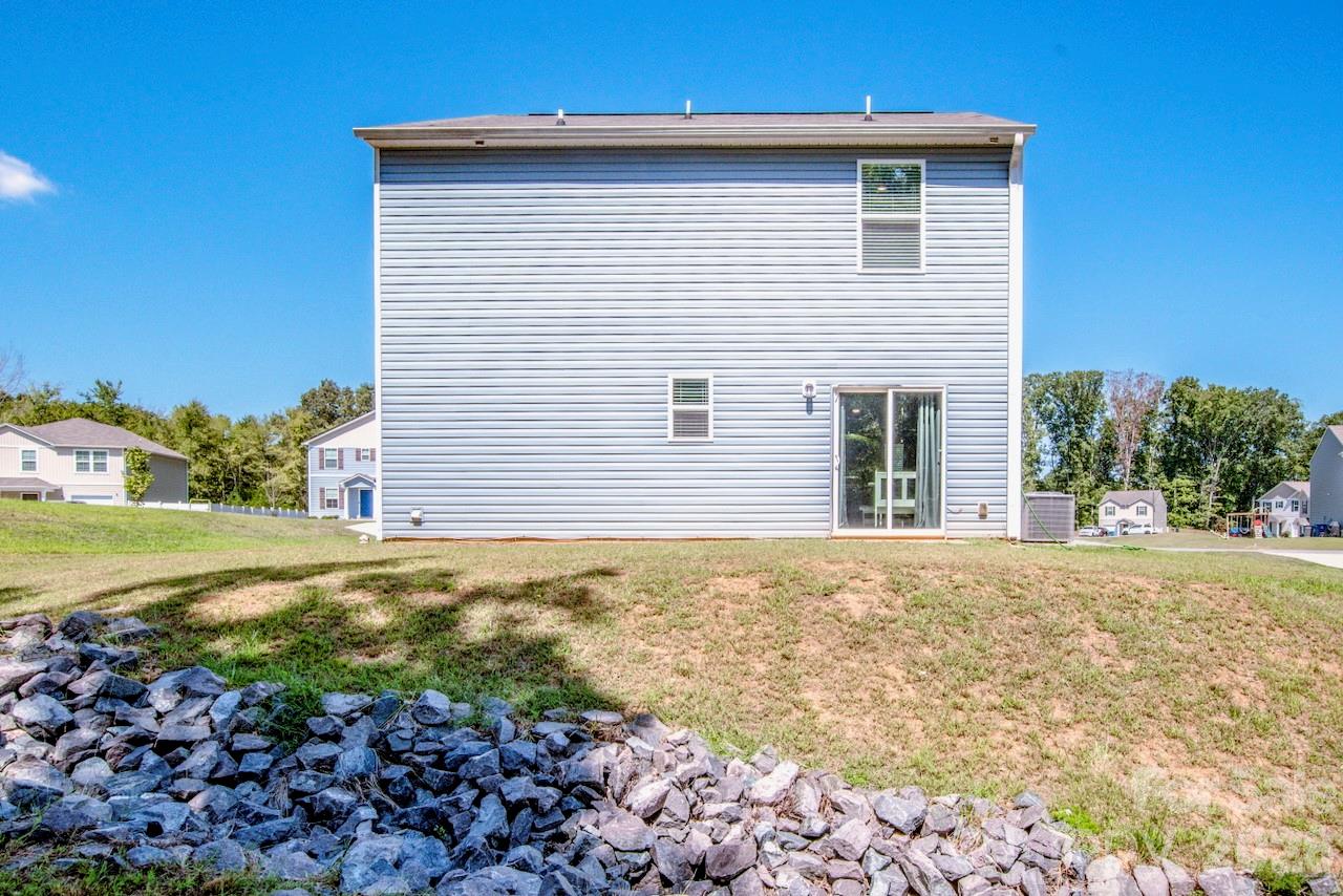 Single Family Residence at 674 Whitney Road, Mocksville, photo 18 of 48