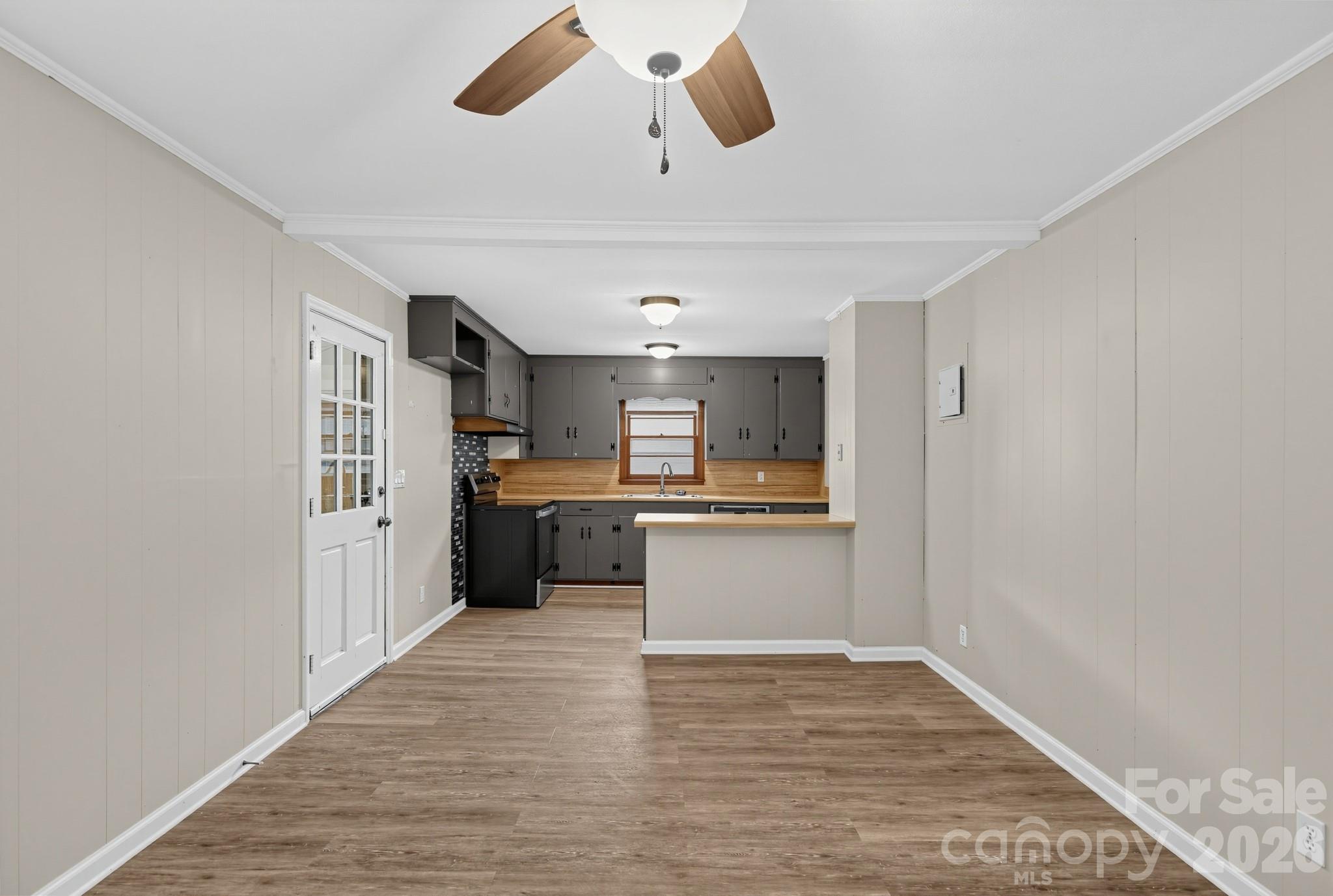Single Family Residence at 1912 Carpenter Street, Shelby, photo 5 of 15