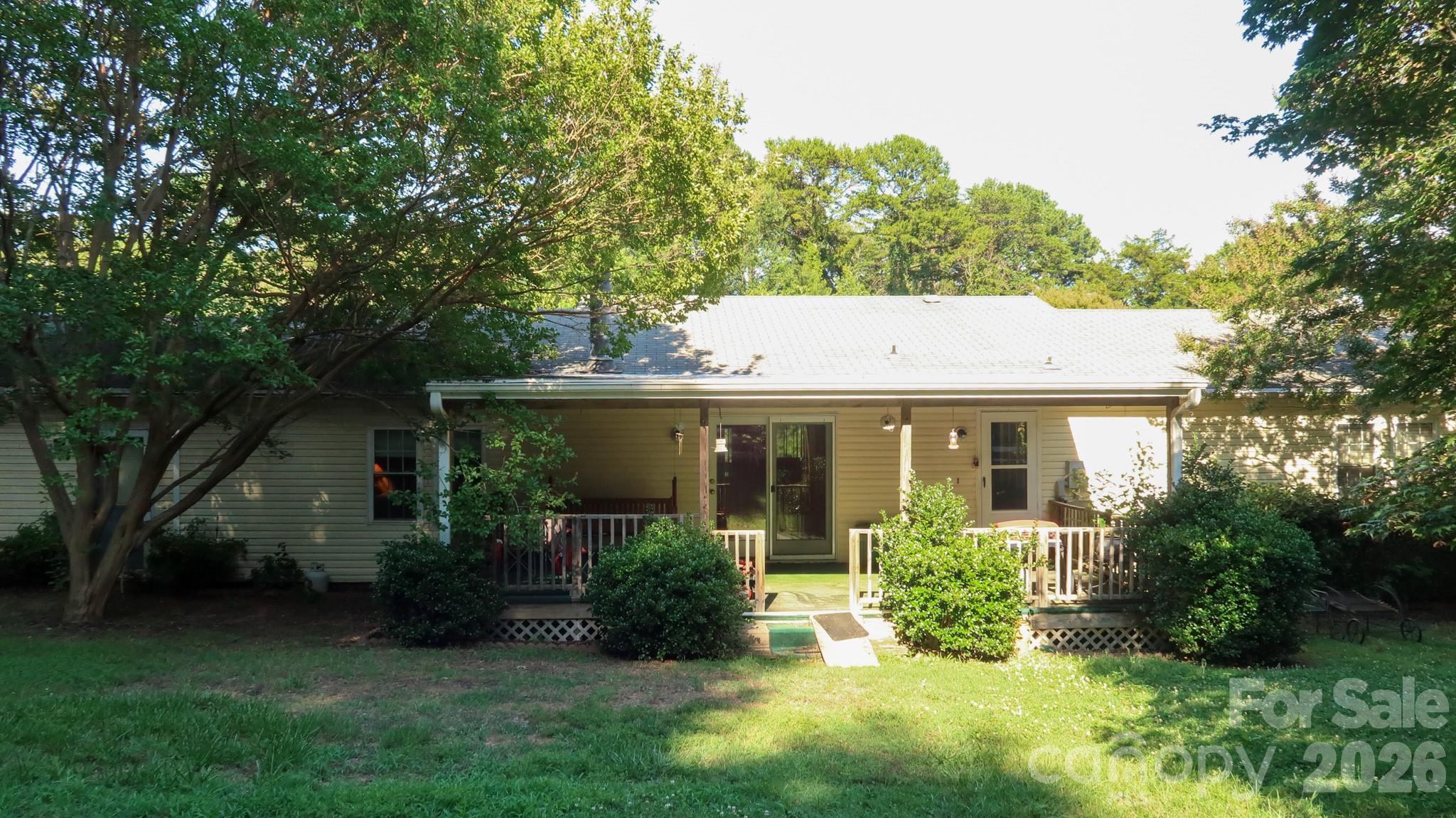 Single Family Residence at 114 Tamer Road, Mooresville, photo 19 of 23