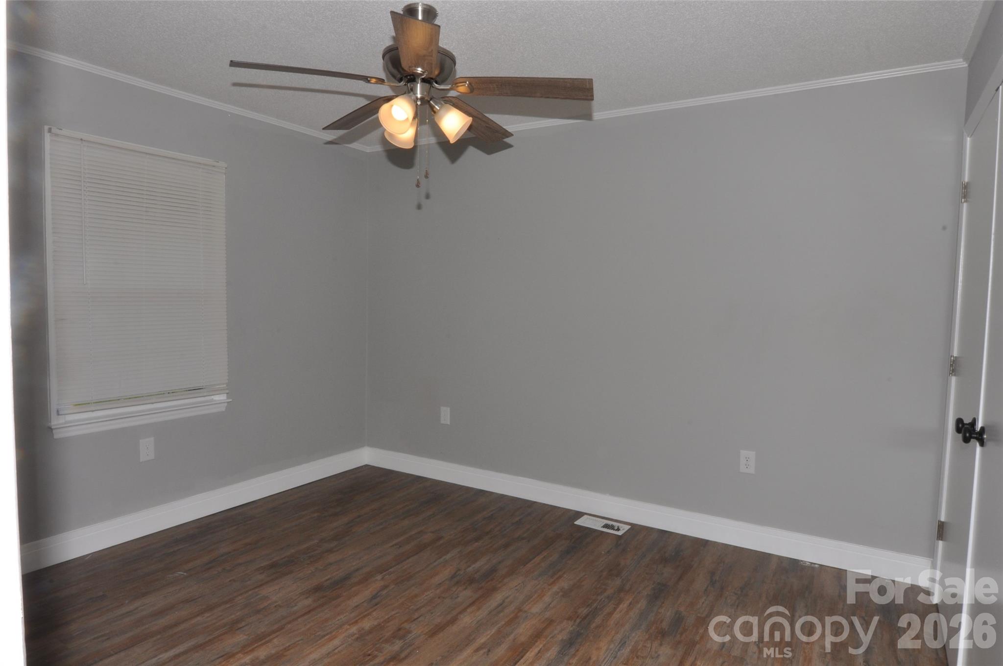 Single Family Residence at 554 Gardendale Circle, Chester, photo 16 of 20