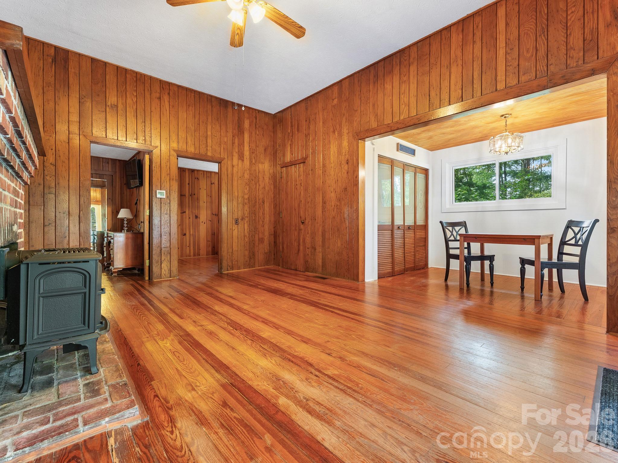 Dining area and laundry area off livingroom - 240 Seneca Boulevard, Hendersonville