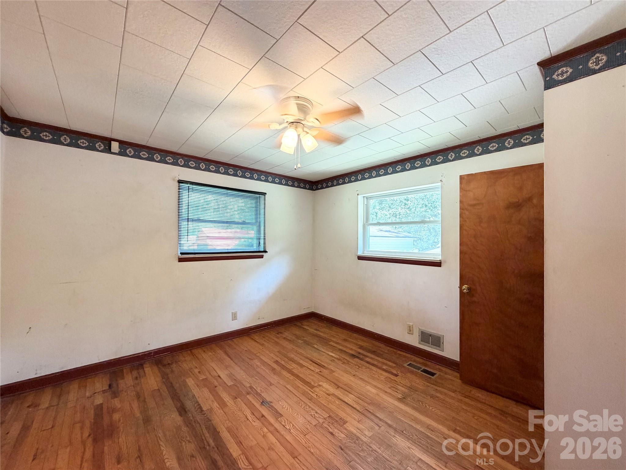 Single Family Residence at 2985 Collettsville Road, Lenoir, photo 15 of 25