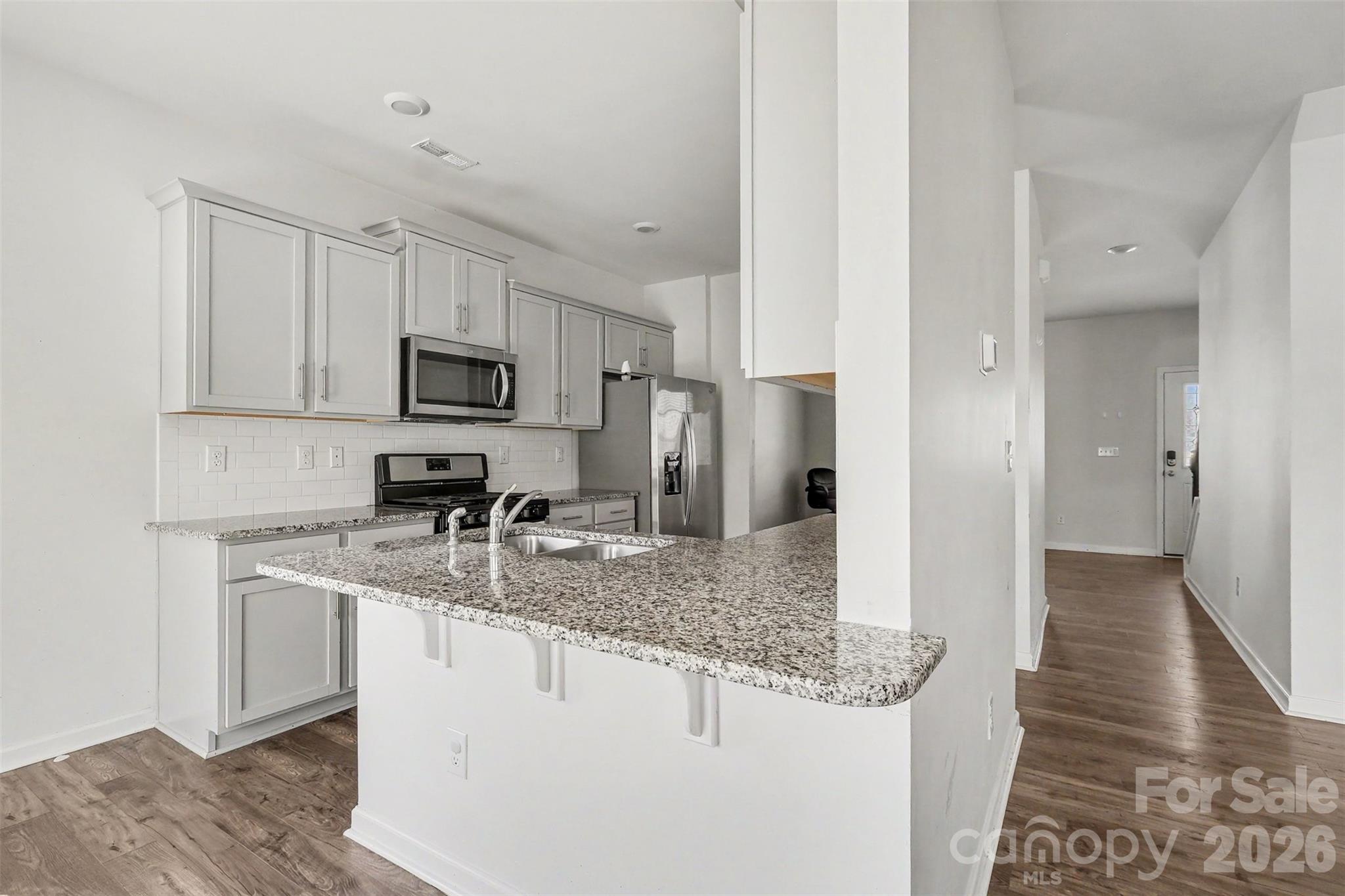 Single Family Residence at 7577 Nolen Farm Drive, Gastonia, photo 19 of 34