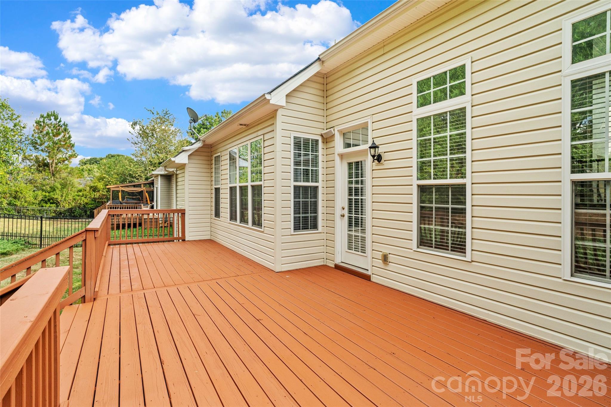 Single Family Residence at 1588 Essex Hall Drive, Rock Hill, photo 34 of 39
