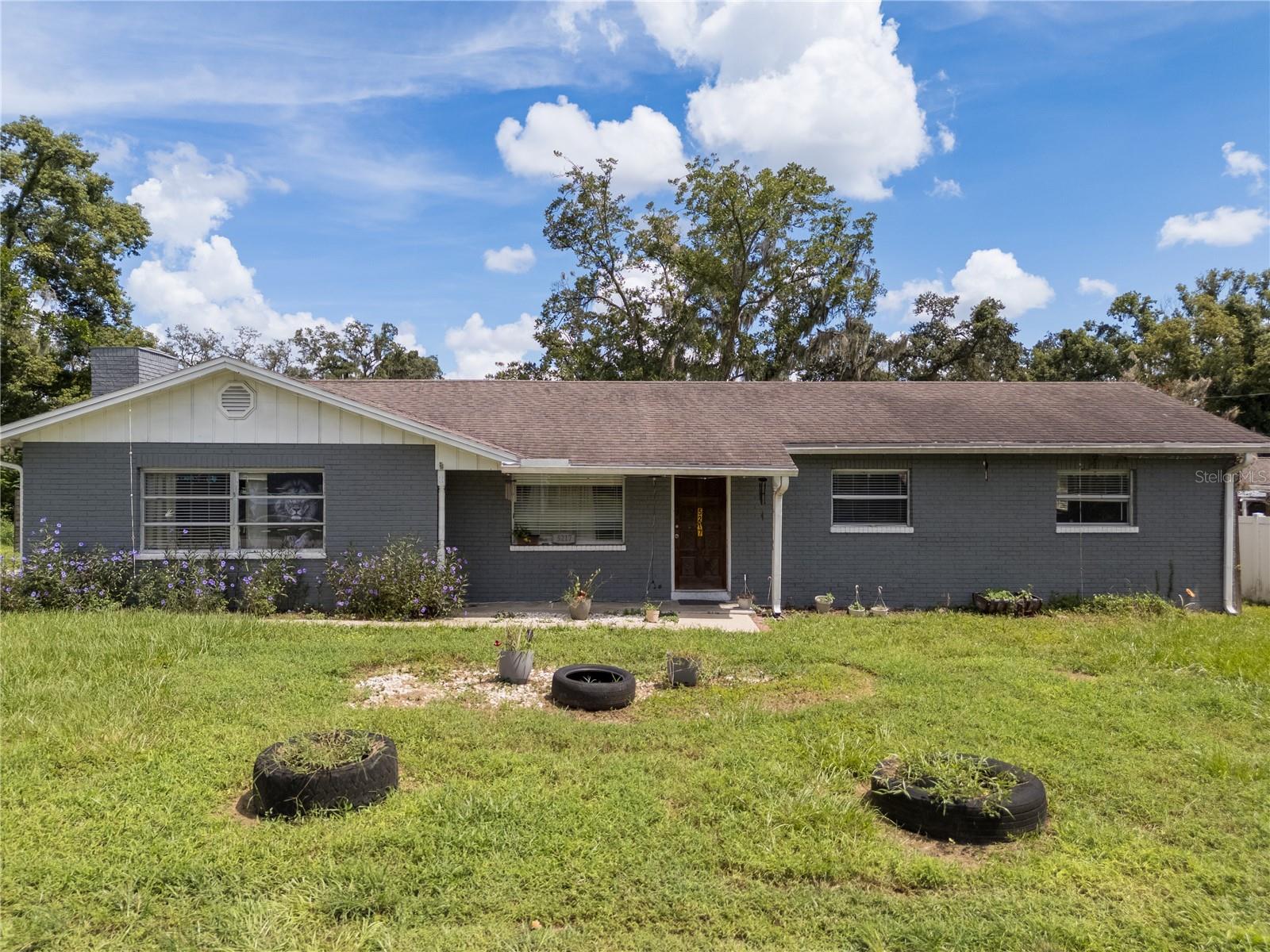 5217 PEACH AVE
