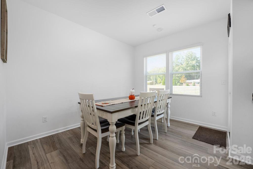 Single Family Residence at 2624 Clipper Court NW, Concord, photo 15 of 39