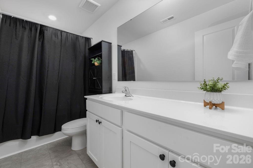 Single Family Residence at 2624 Clipper Court NW, Concord, photo 27 of 39