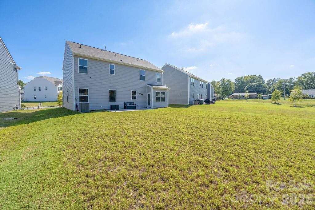 Single Family Residence at 2624 Clipper Court NW, Concord, photo 37 of 39