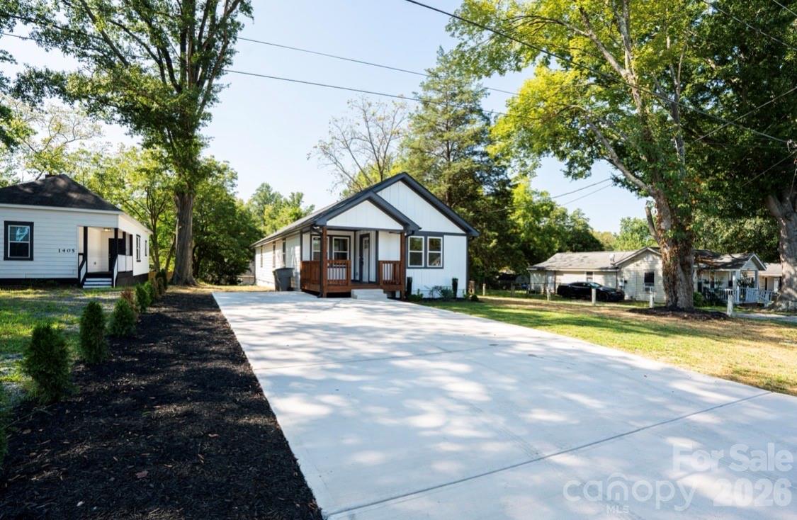 Single Family Residence at 1407 Birch Street, Kannapolis, photo 5 of 31