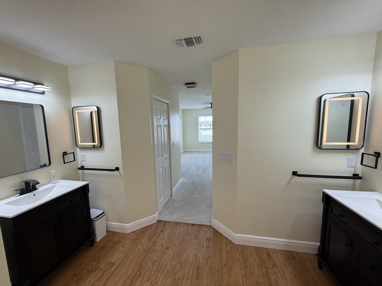 Single Family Residence at 161 CIMARRON LN, KISSIMMEE, photo 13 of 24