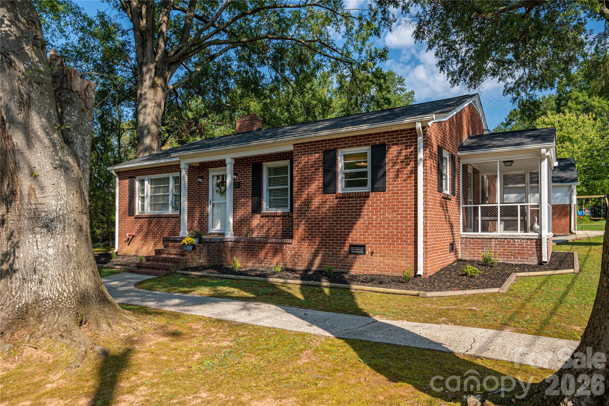 Single Family Residence at 123 E Dixon Street, Lincolnton, photo 8 of 32