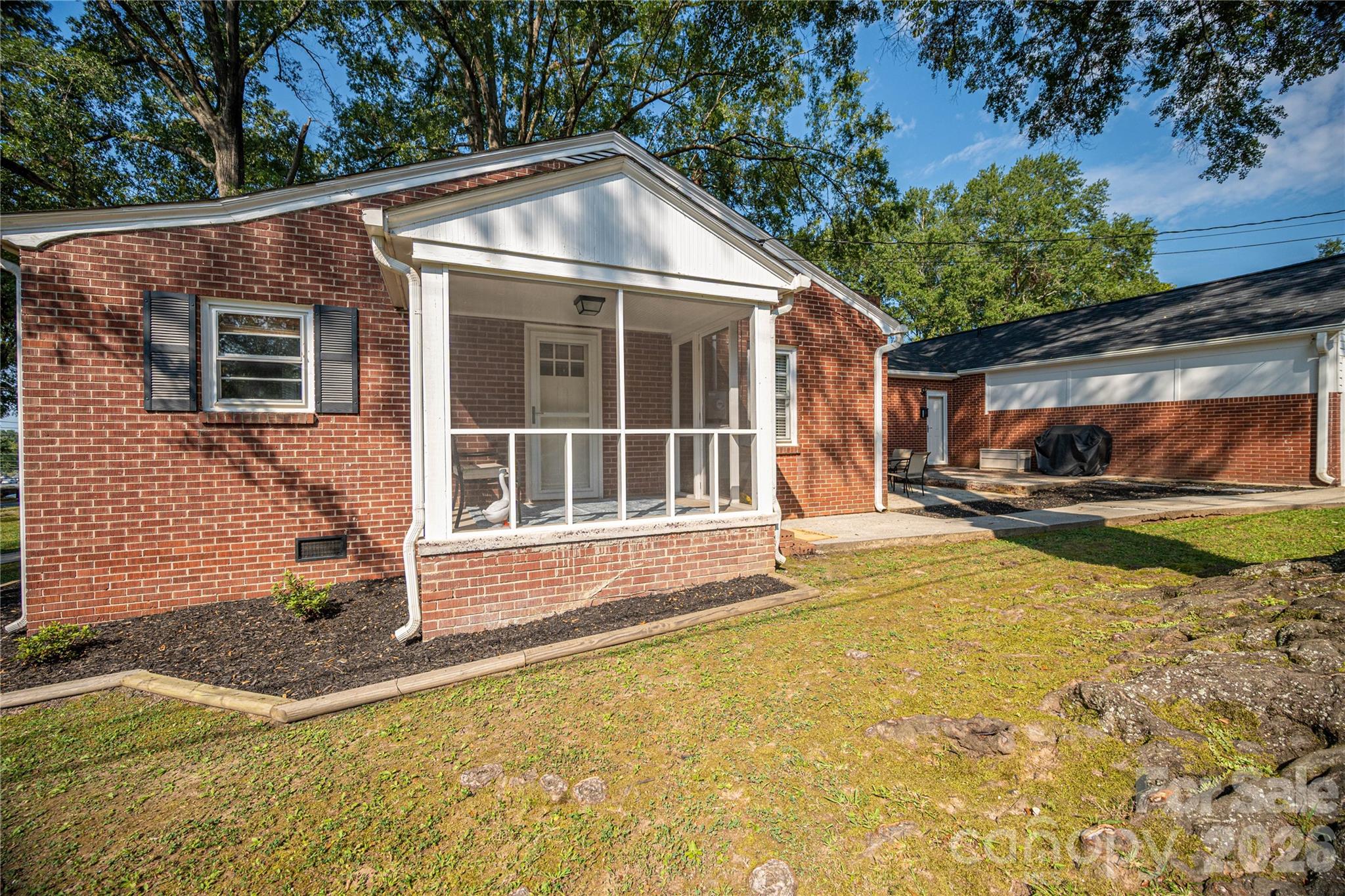 Single Family Residence at 123 E Dixon Street, Lincolnton, photo 10 of 32