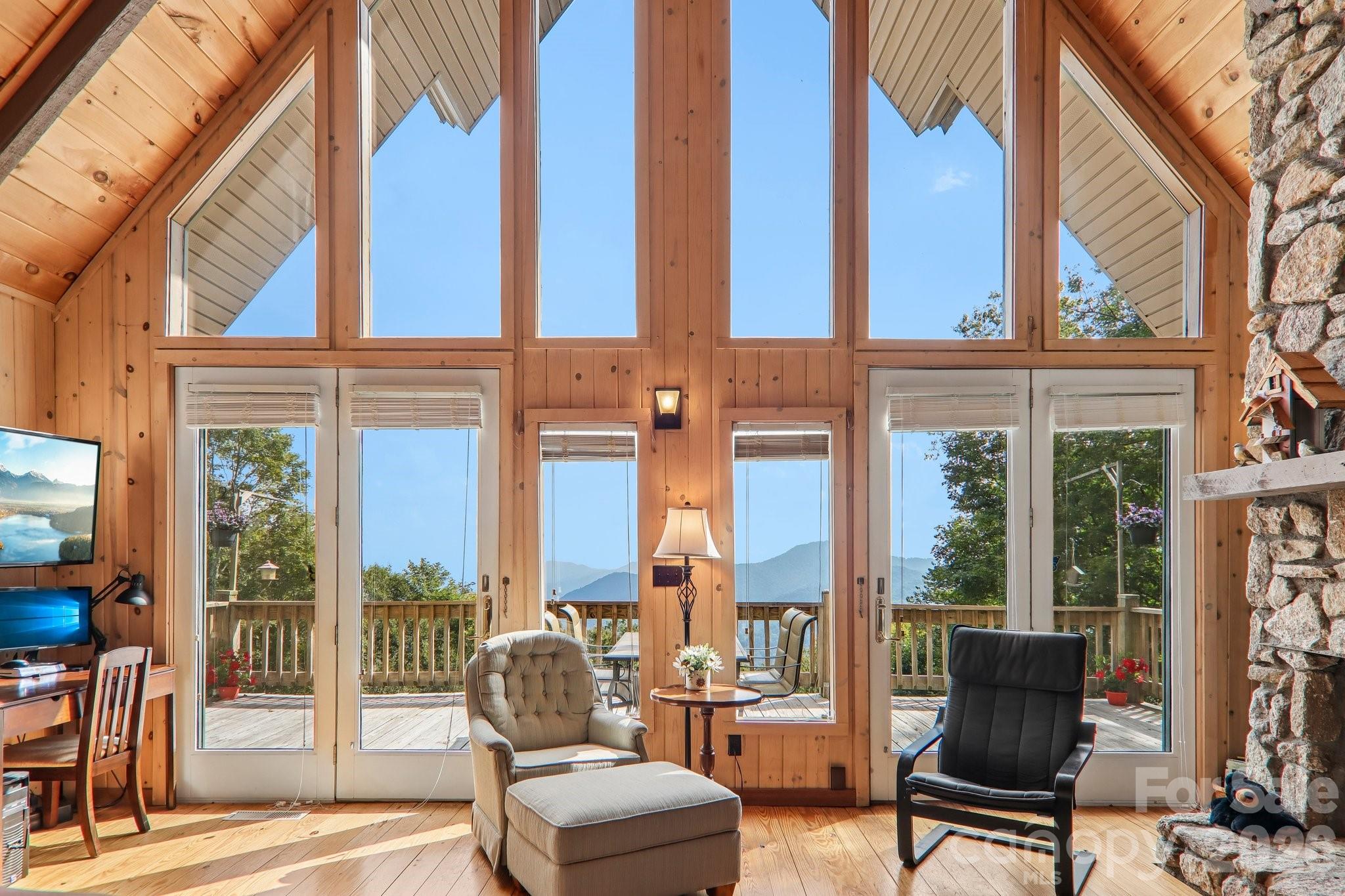 Soaring T&G Ceiling - 459 Lookout Drive, Mars Hill