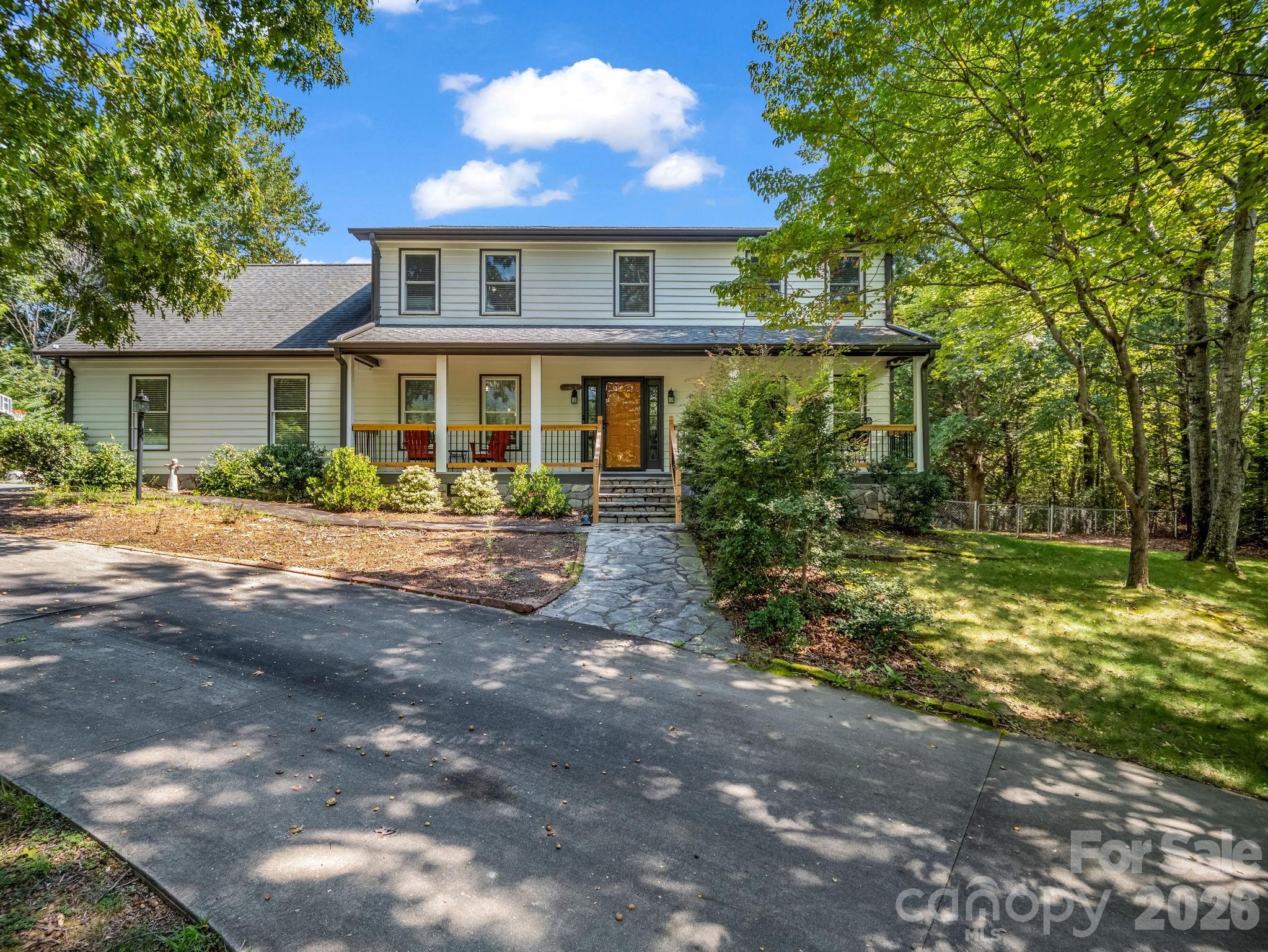 215 Hillcrest Drive
