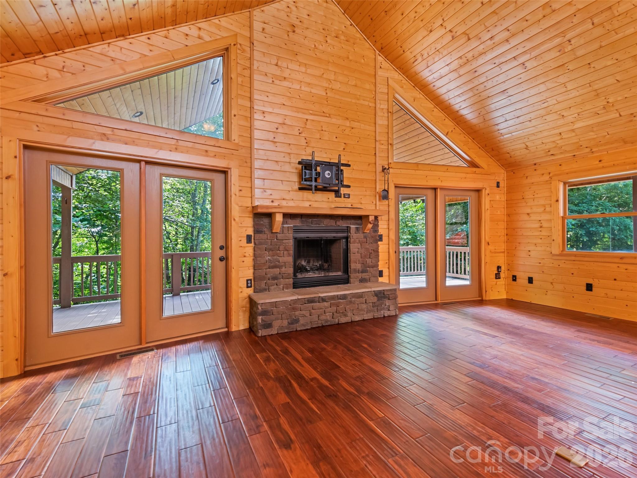 Wood burning insert ready to warm your body and soul during the winter - 51 Stony Pond Lane, Canton