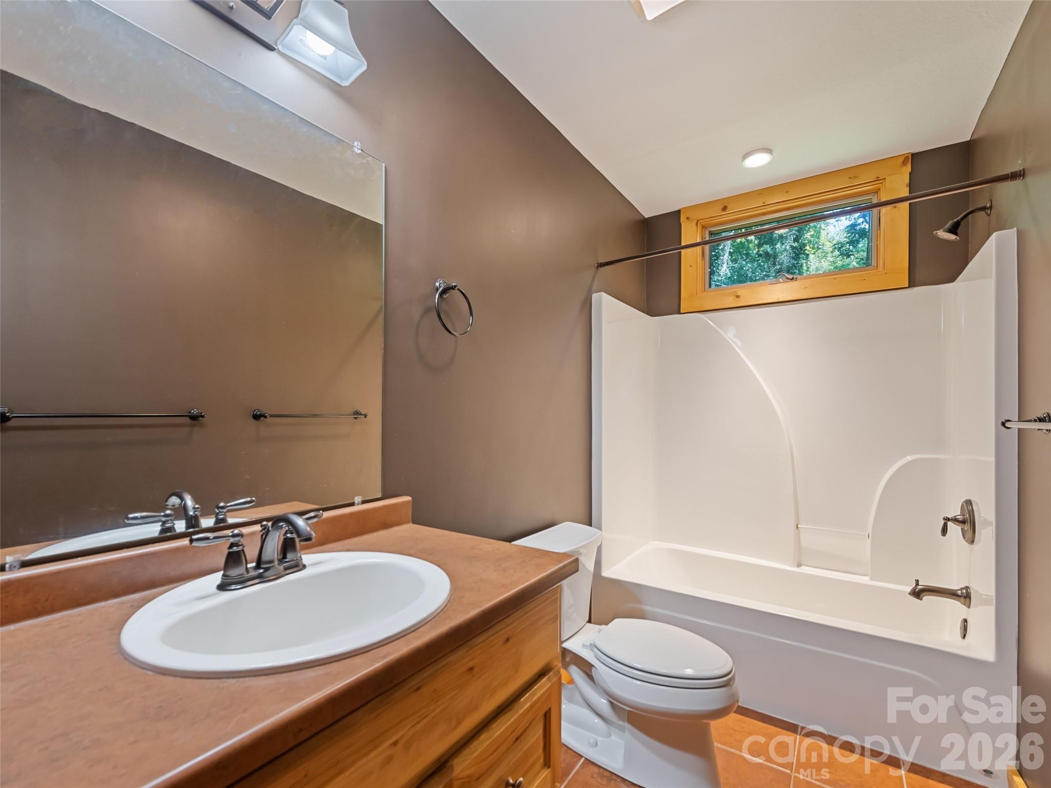 Bathroom on main floor for great room, second and third bedrooms - 51 Stony Pond Lane, Canton