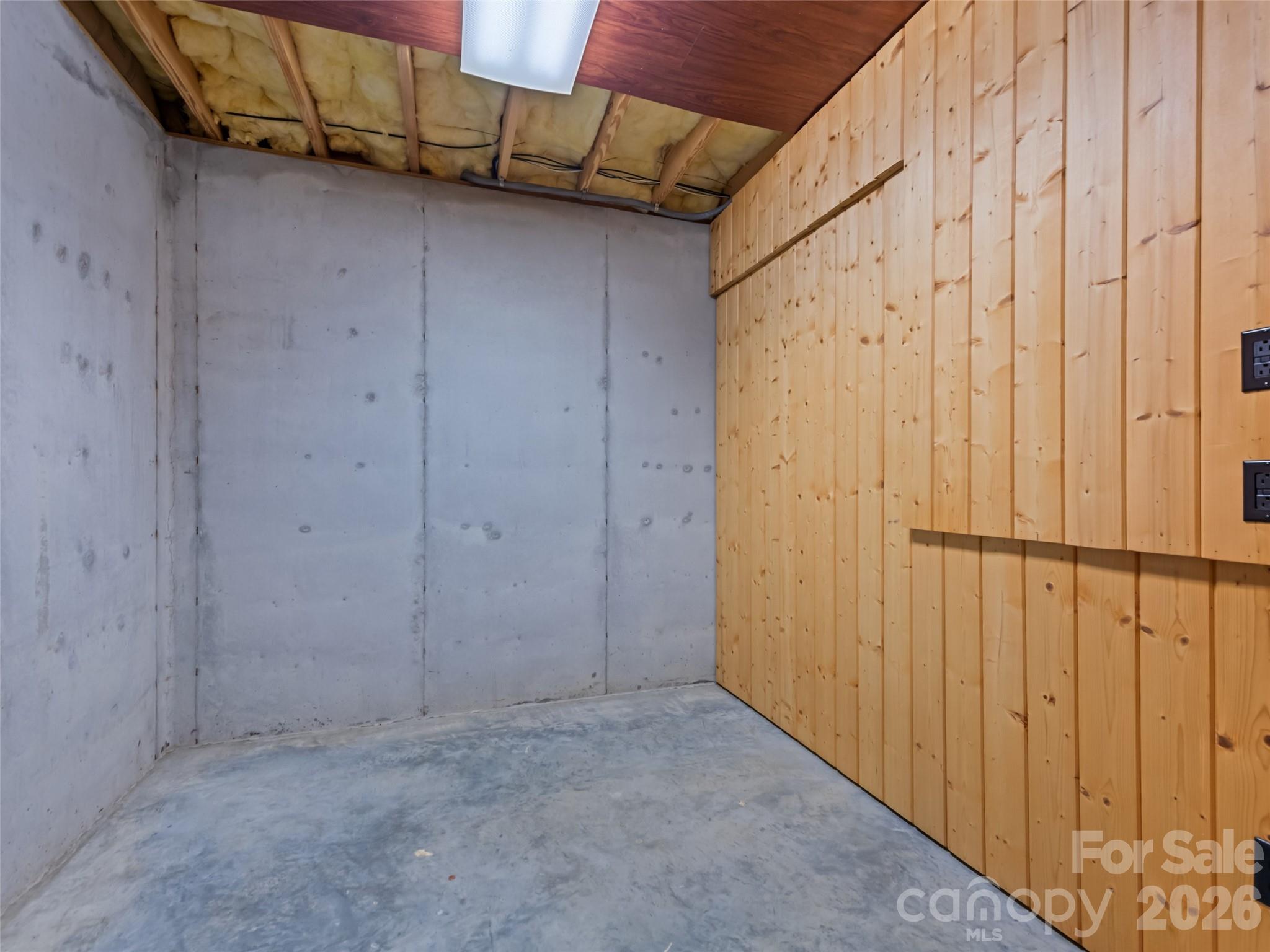 Storage area perfect for a safe area - 51 Stony Pond Lane, Canton