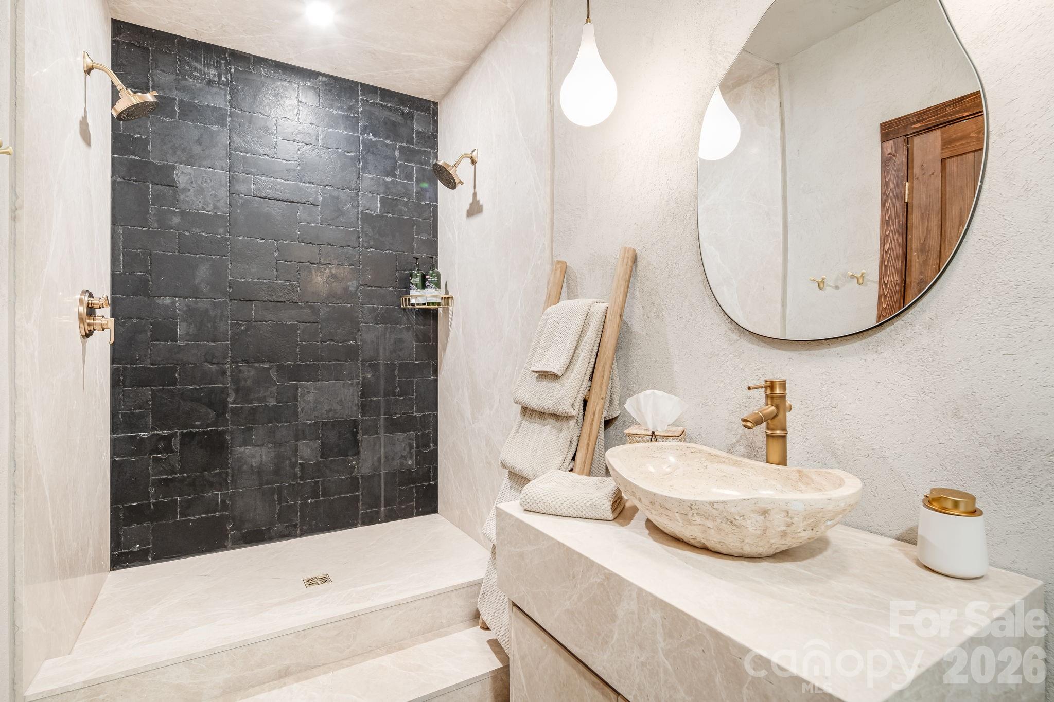 Portfolio at 6 and 8 Azura Gdns None, Weaverville, photo 10 of 14