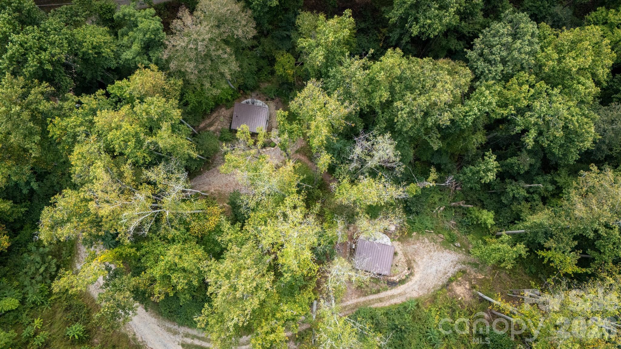 Portfolio at 6 and 8 Azura Gdns None, Weaverville, photo 12 of 14