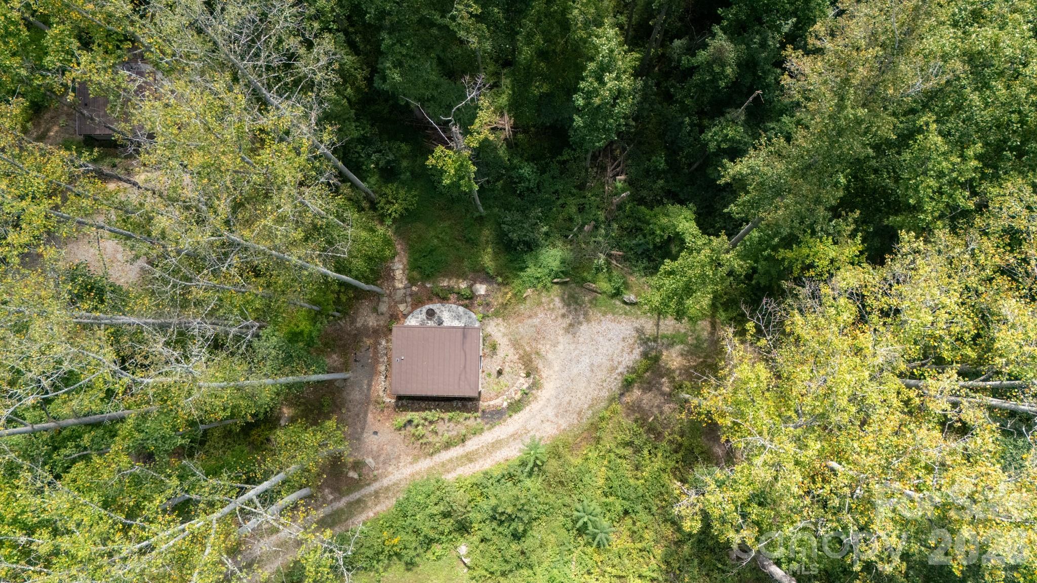 Portfolio at 6 and 8 Azura Gdns None, Weaverville, photo 13 of 14