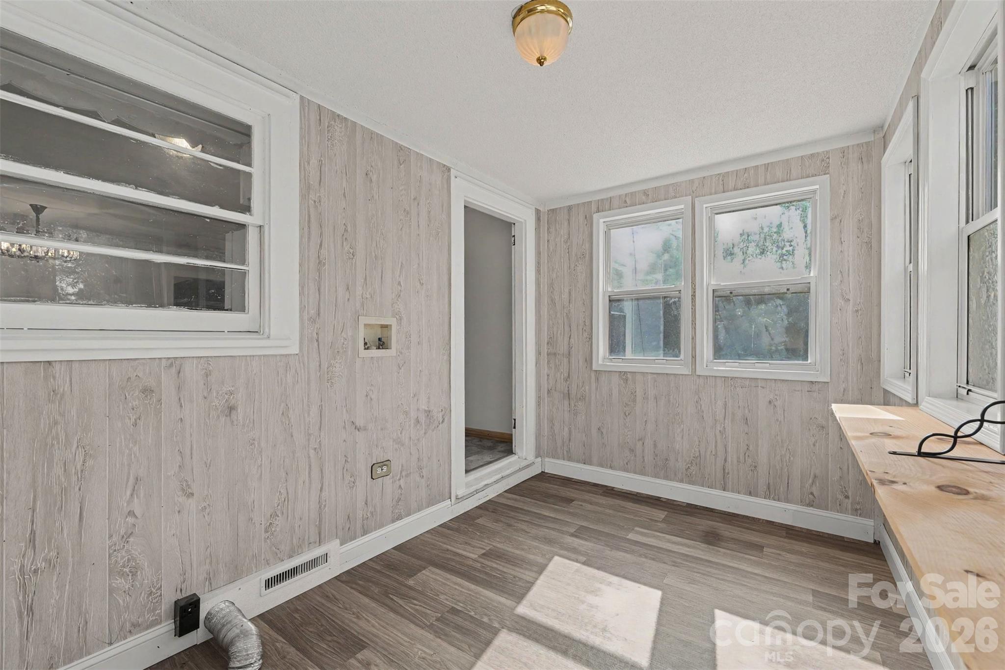 Single Family Residence at 4412 Reidsville Road, Winston Salem, photo 11 of 28