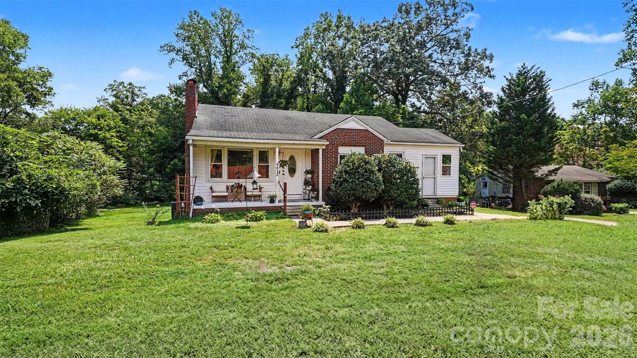 Single Family Residence at 4412 Reidsville Road, Winston Salem, photo 21 of 28
