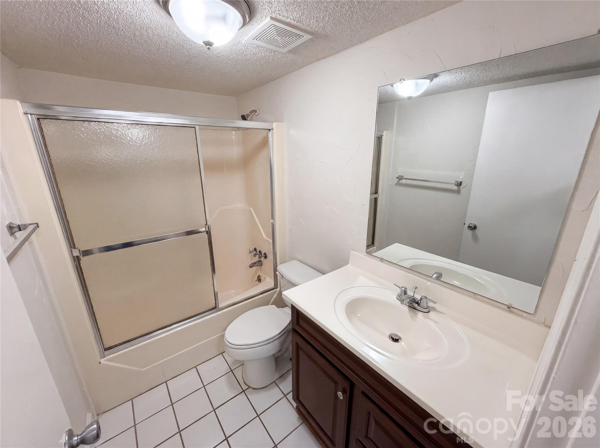 Condominium at 2020 Stoney Point Lane, Charlotte, photo 16 of 17