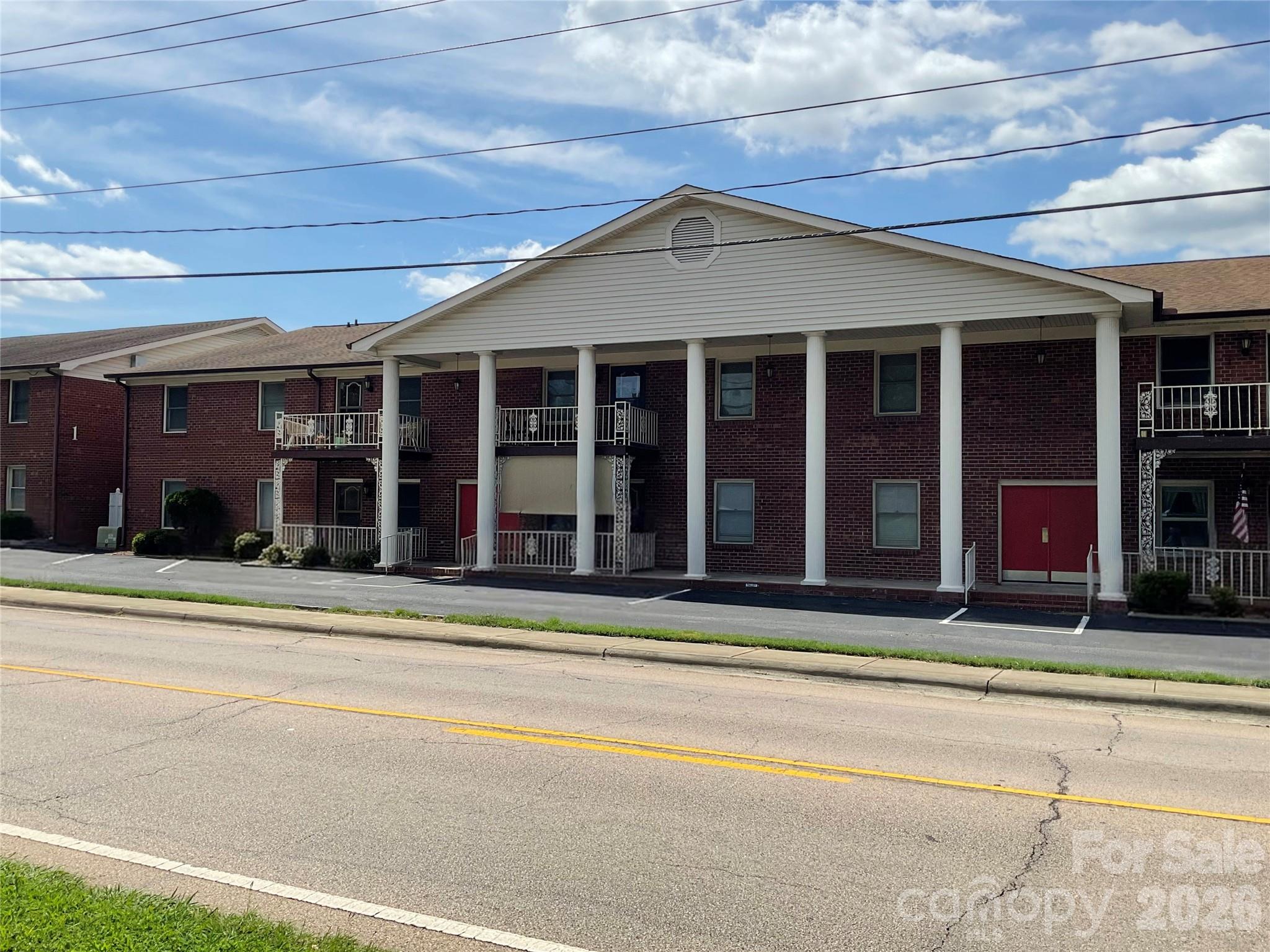2116 S Main Street