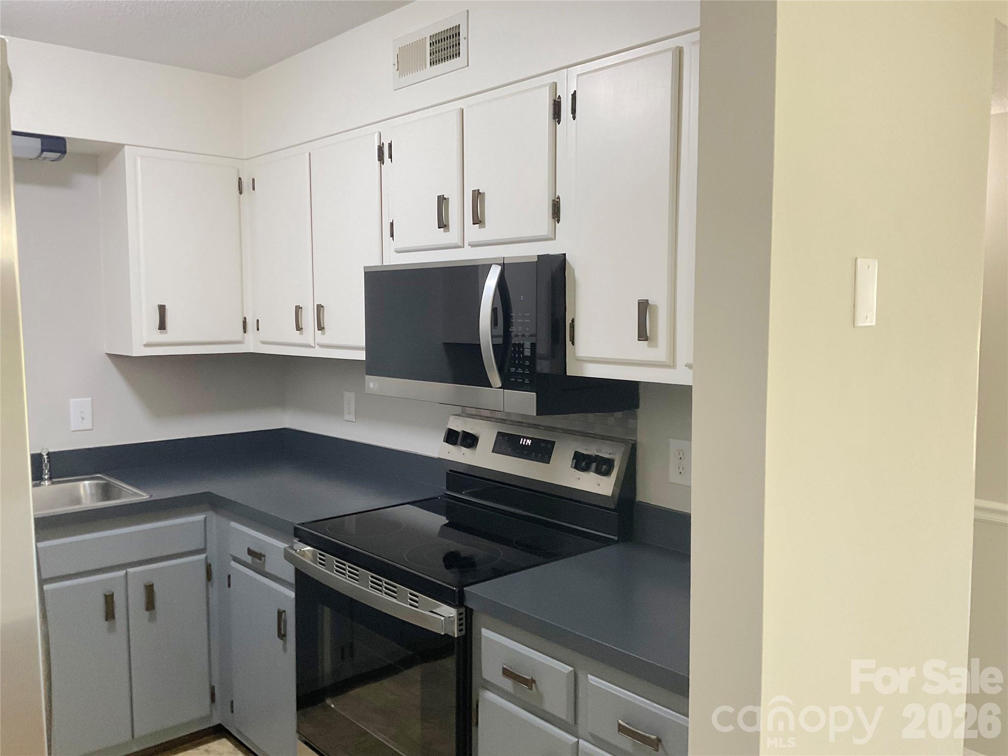 Condominium at 2116 S Main Street, Kannapolis, photo 11 of 21