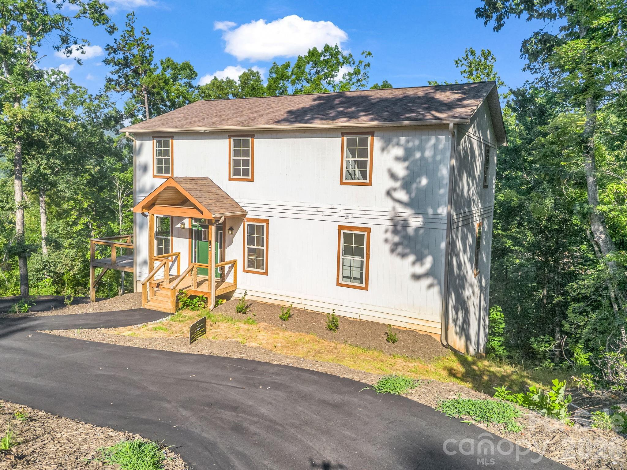 Single Family Residence at 136 Pierpoint Drive, Lake Lure, photo 4 of 44
