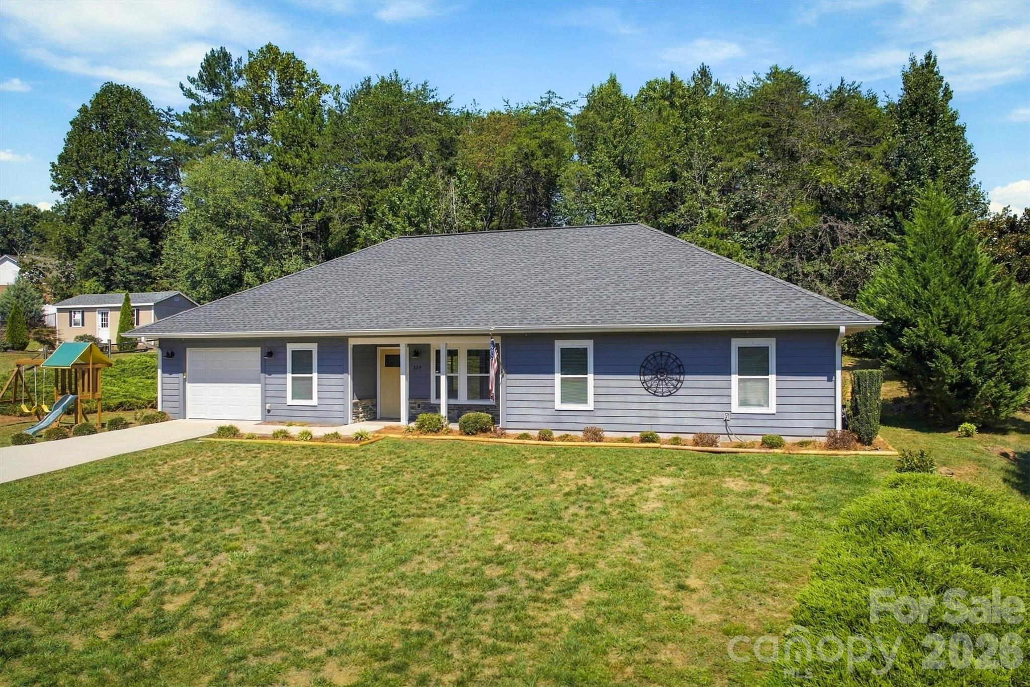 Single Family Residence at 329 Springwood Drive NE, Valdese, photo 2 of 45