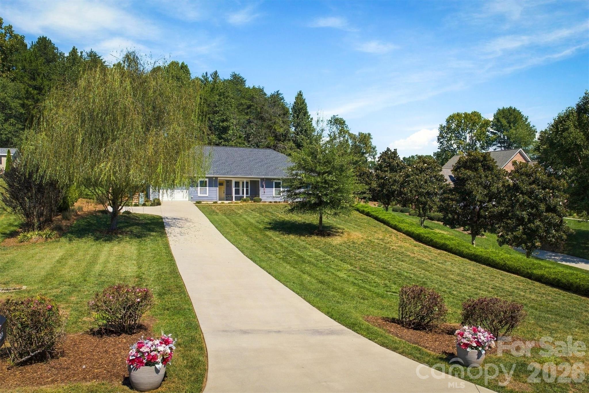 Single Family Residence at 329 Springwood Drive NE, Valdese, photo 4 of 45