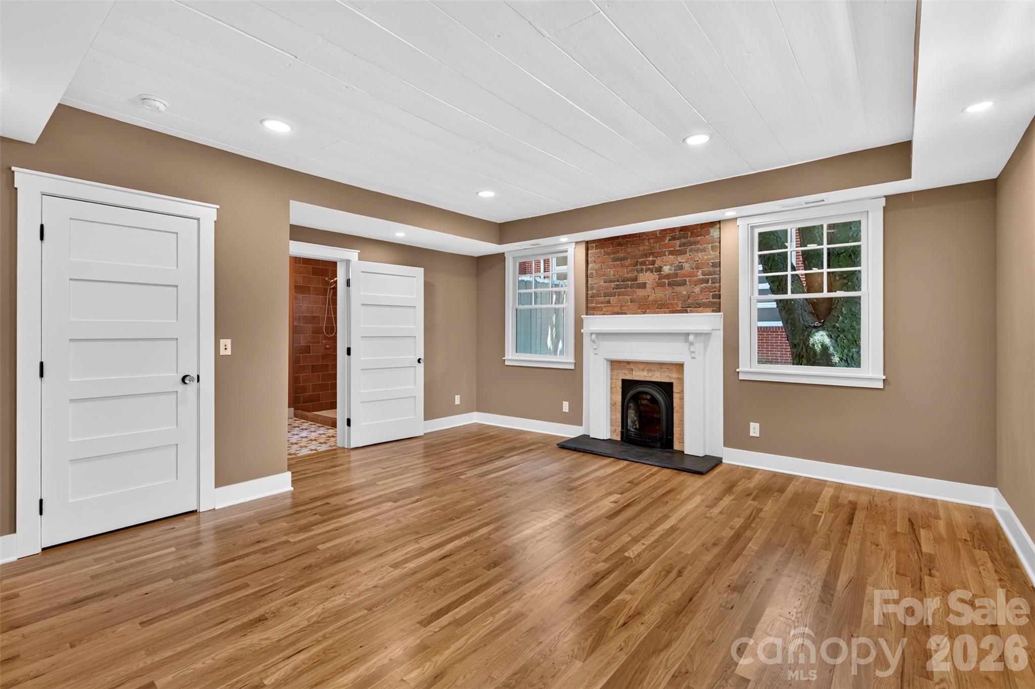Downstairs Bedroom - 39 S Main Street, Marshall
