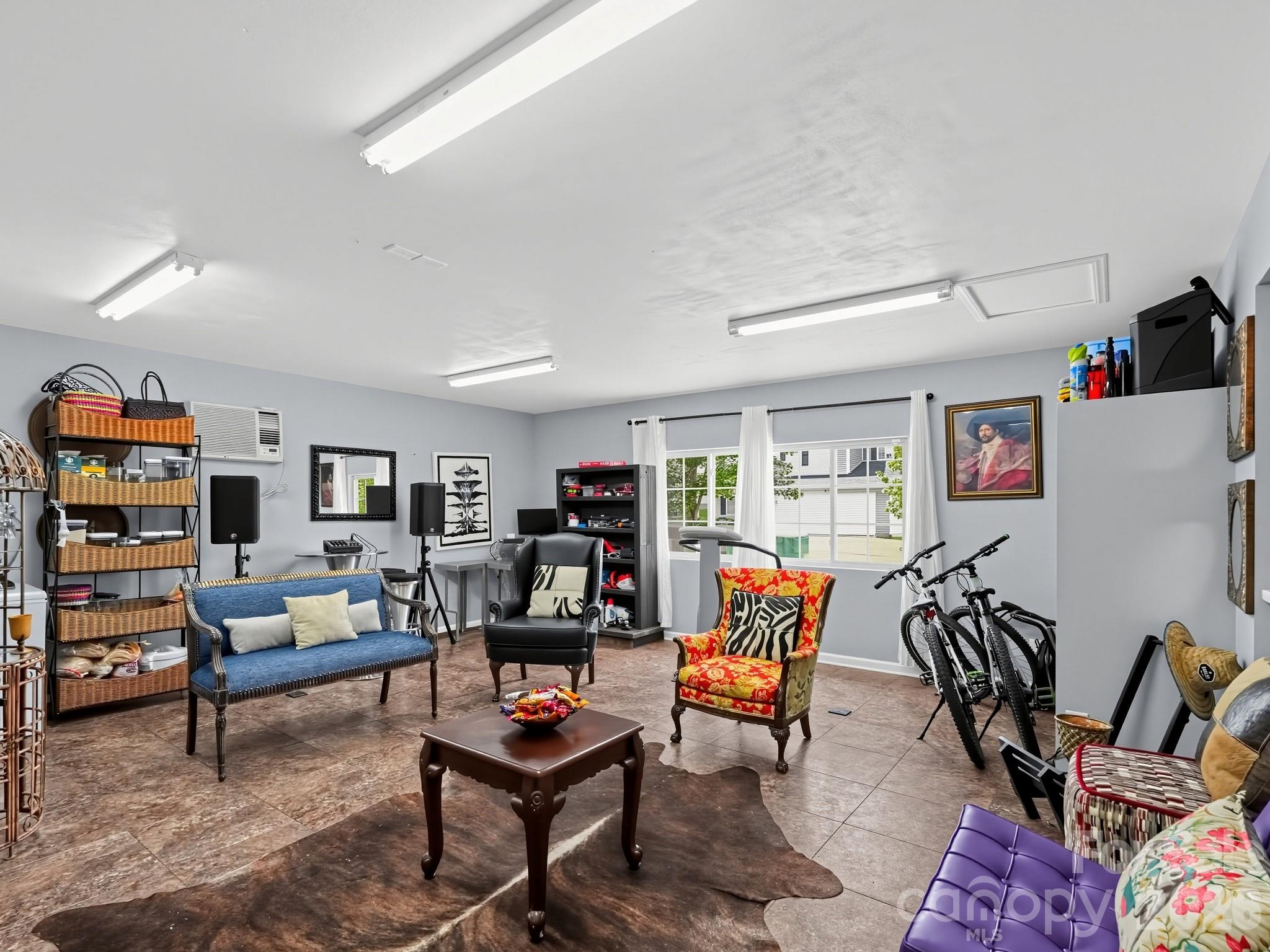 Flex/Family Area - 1670 Coryton Way, High Point