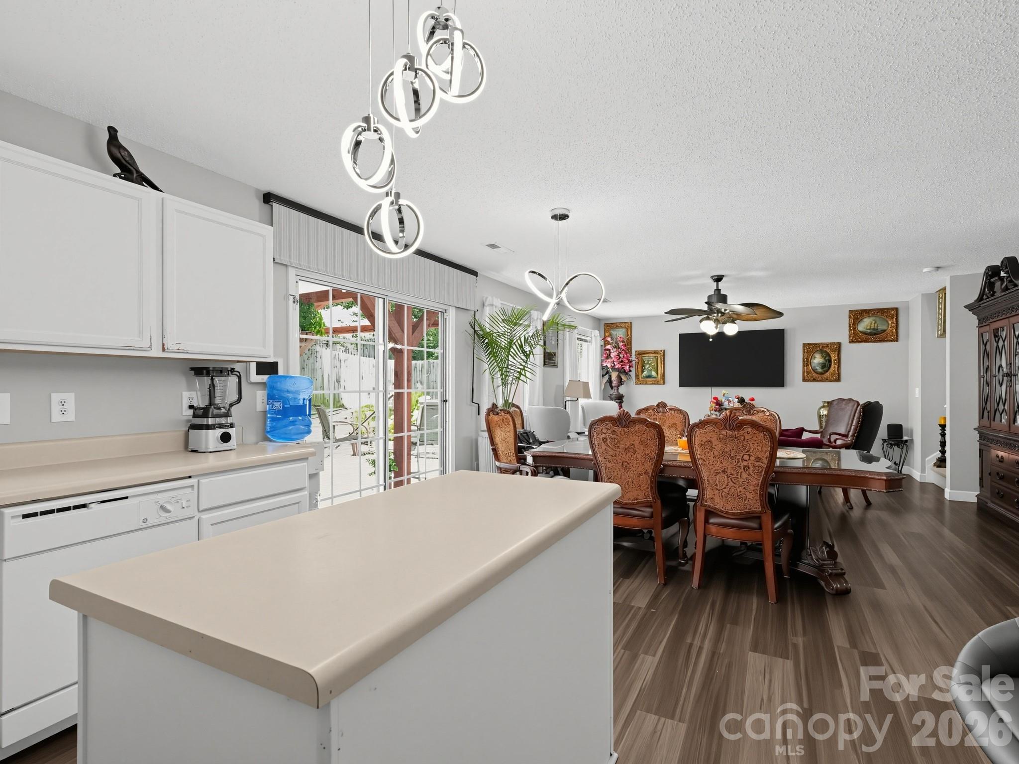 Kitchen - 1670 Coryton Way, High Point