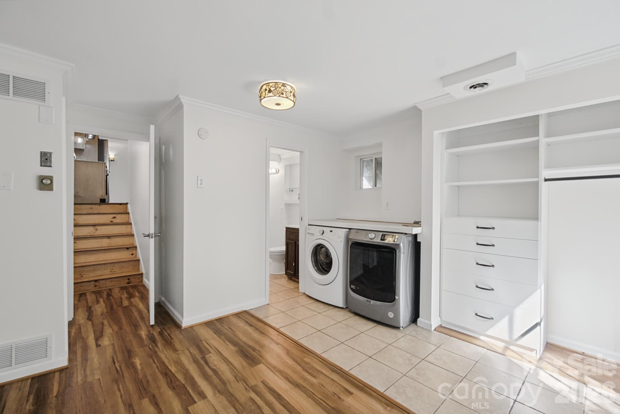 Basement suite with laundry and full bath - 35 Clement Drive, Asheville