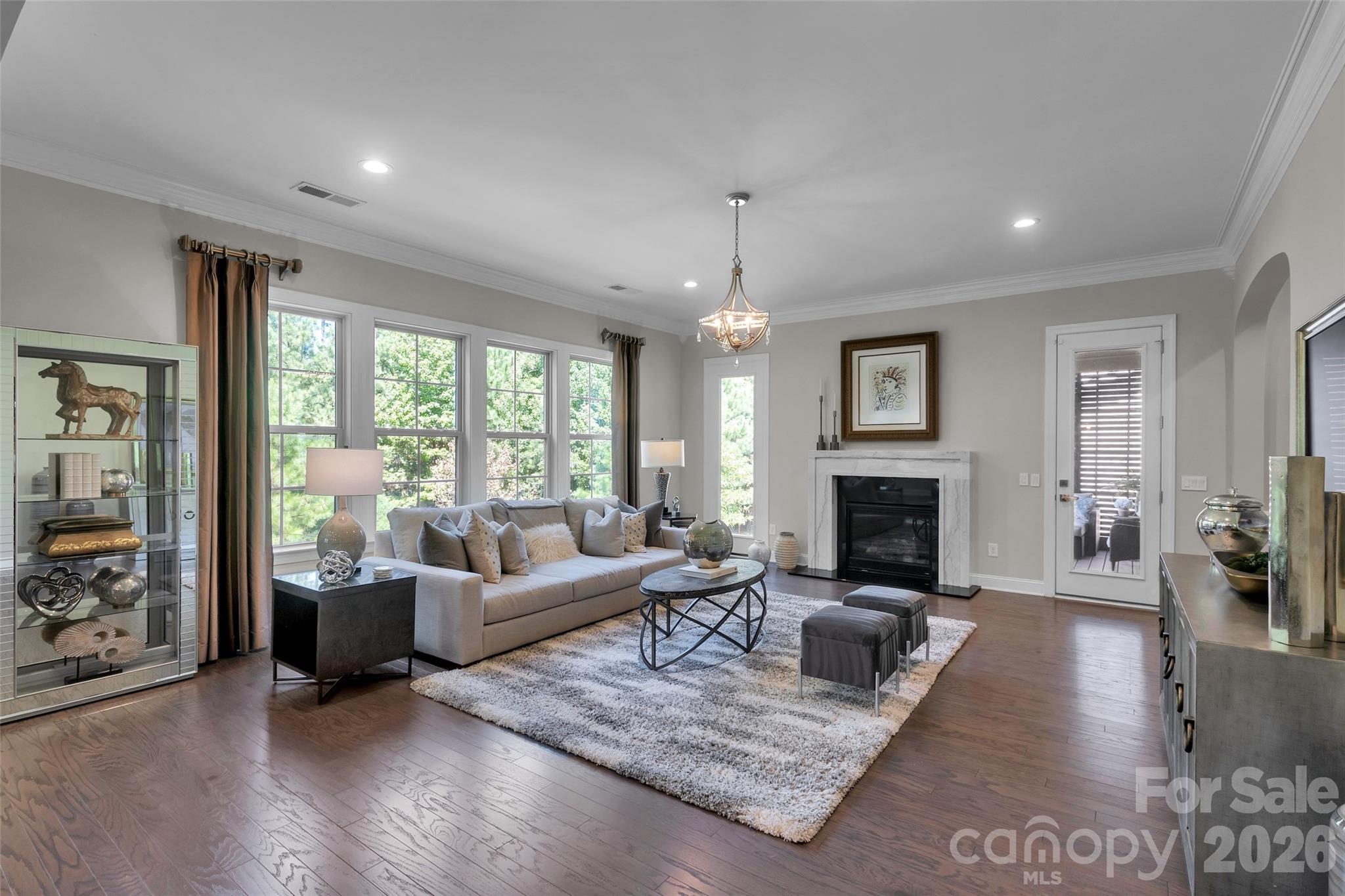 Single Family Residence at 17810 Pawleys Plantation Lane, Charlotte, photo 12 of 48