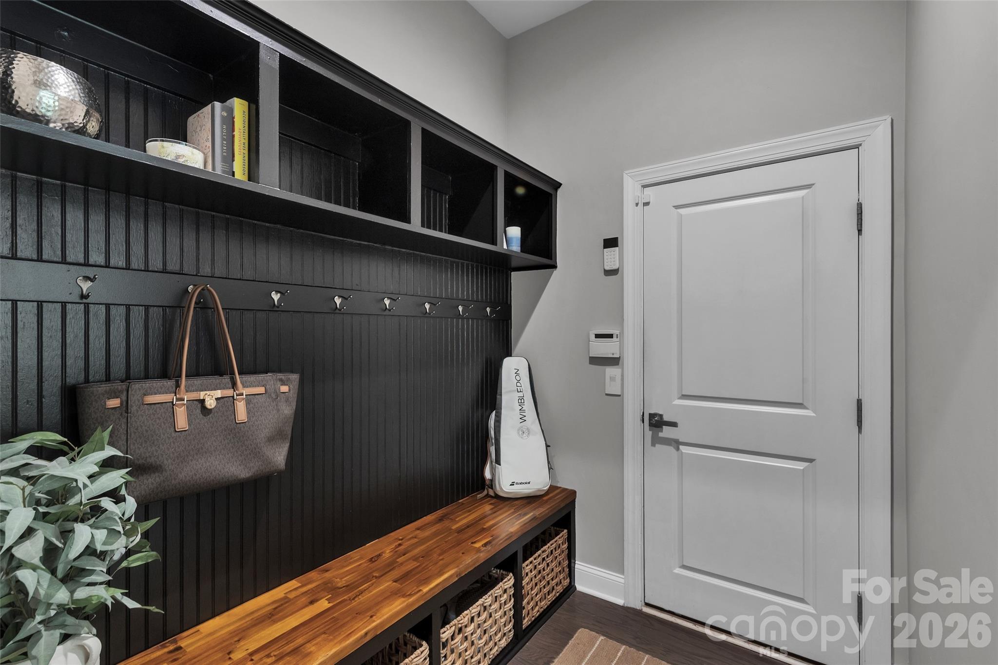 Single Family Residence at 17810 Pawleys Plantation Lane, Charlotte, photo 20 of 48