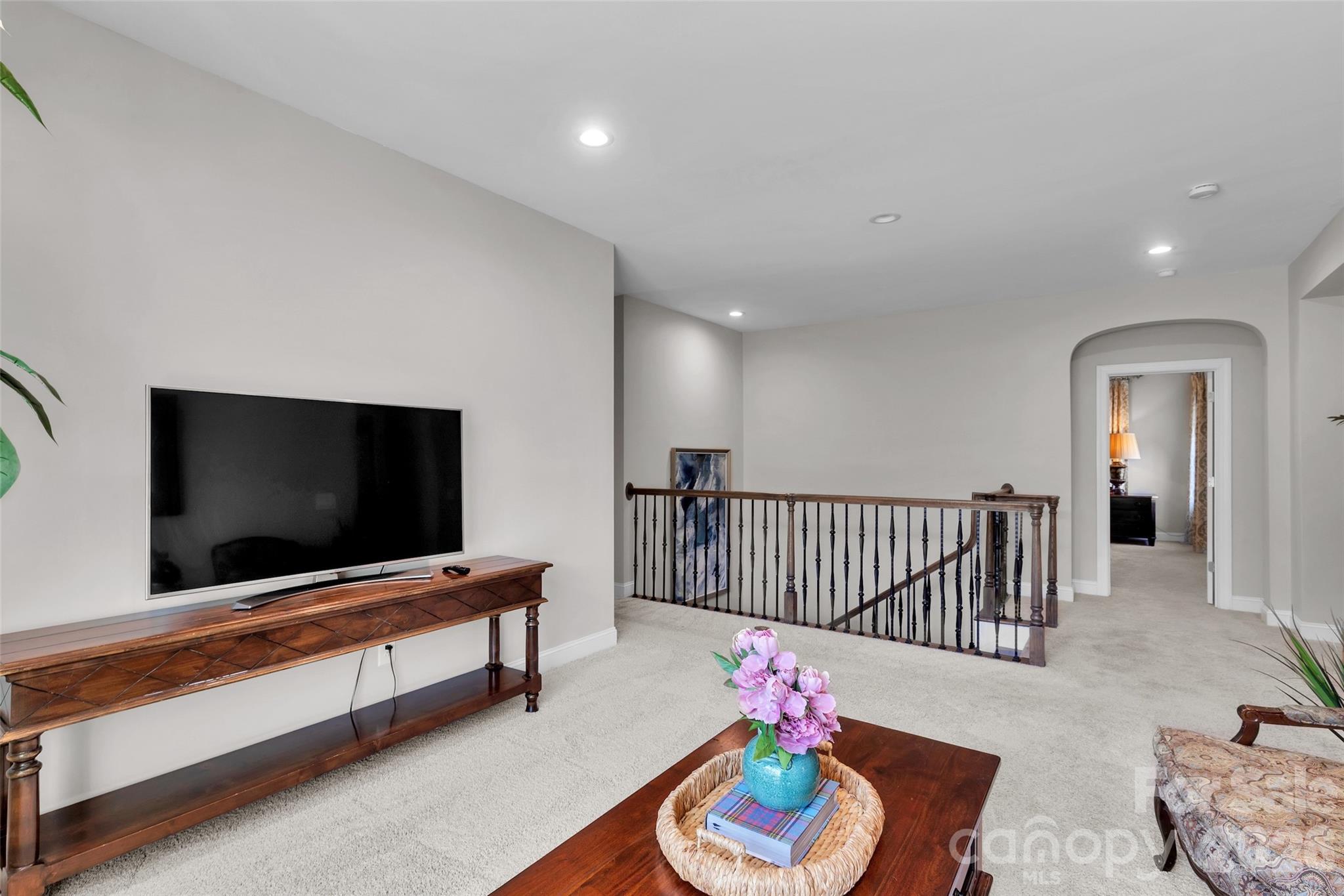 Single Family Residence at 17810 Pawleys Plantation Lane, Charlotte, photo 22 of 48
