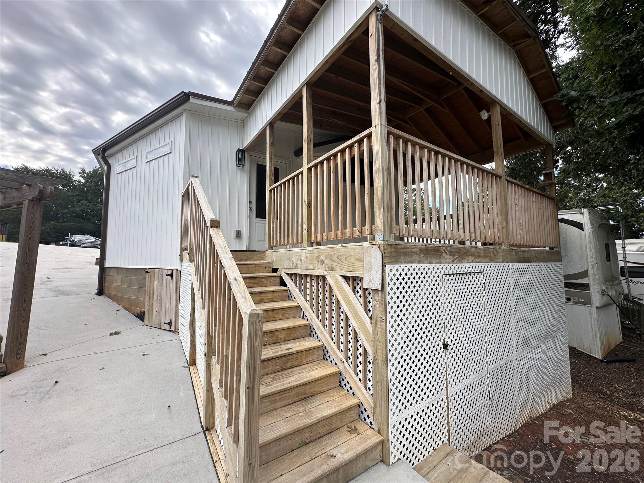 Single Family Residence at 106 Deer Field Drive, New London, photo 25 of 48