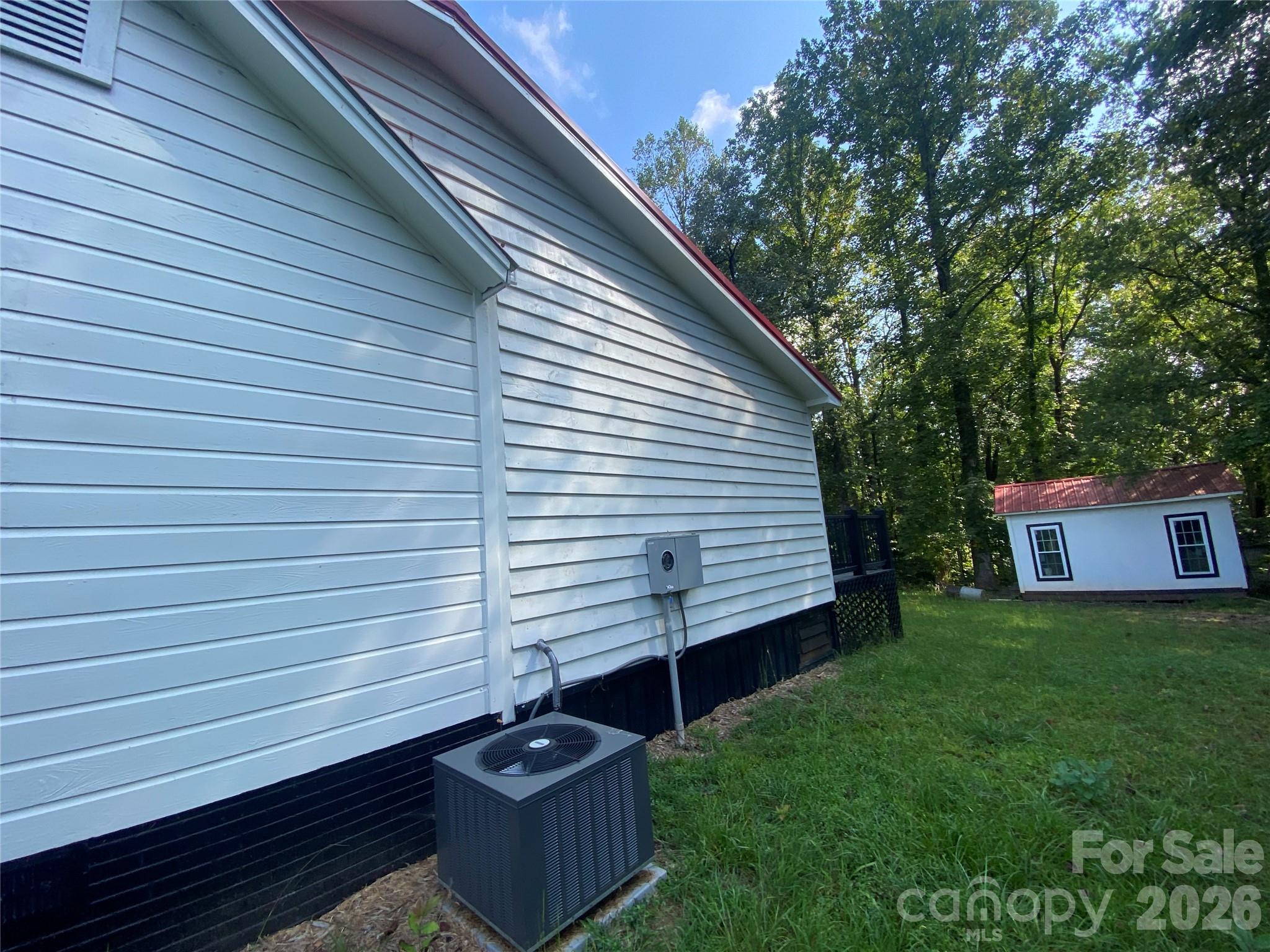 New HVAC & Ducts - 615 Vine Arden Road, Morganton