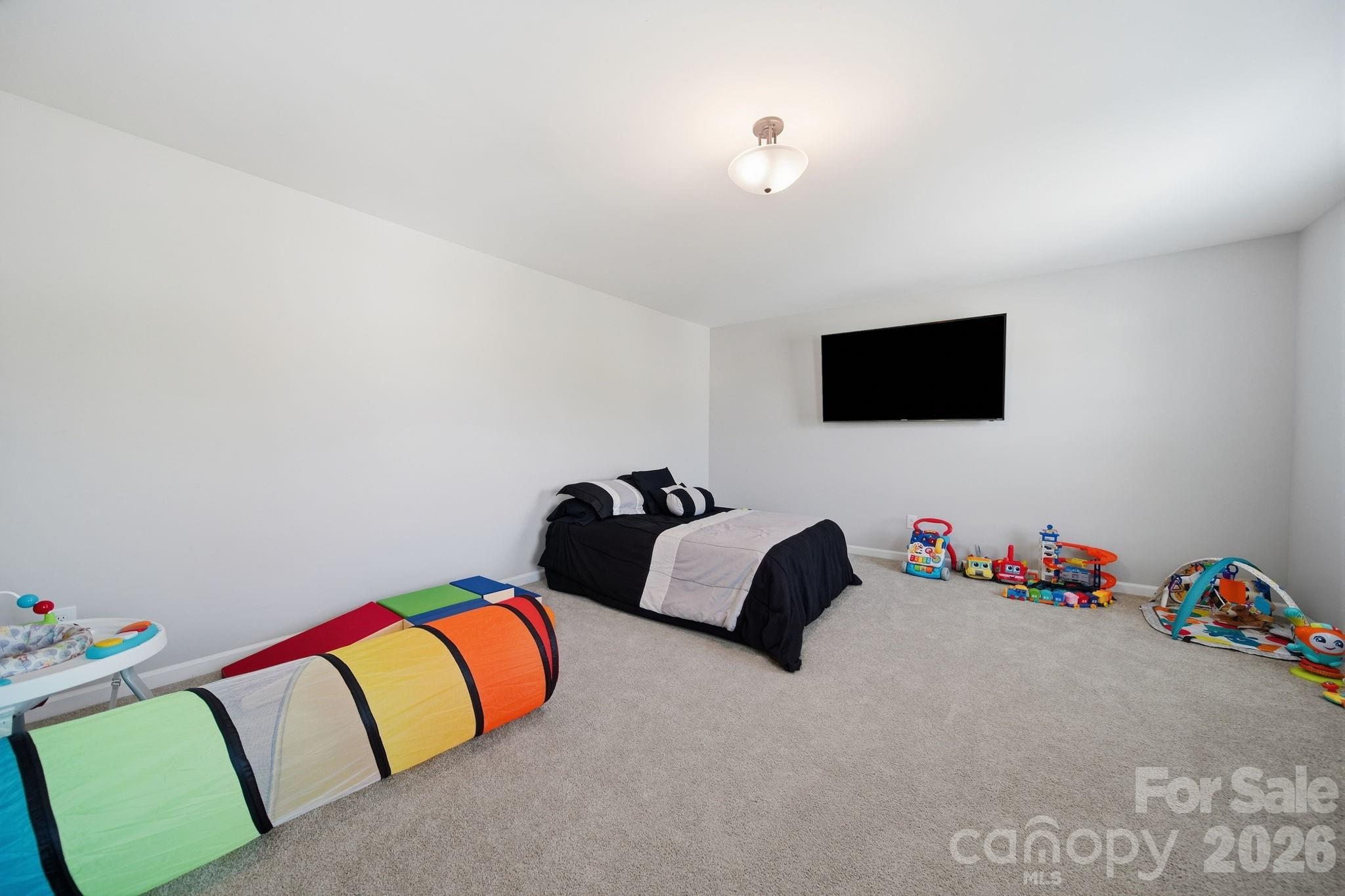 Single Family Residence at 377 Brannon Meadows Drive, York, photo 24 of 33